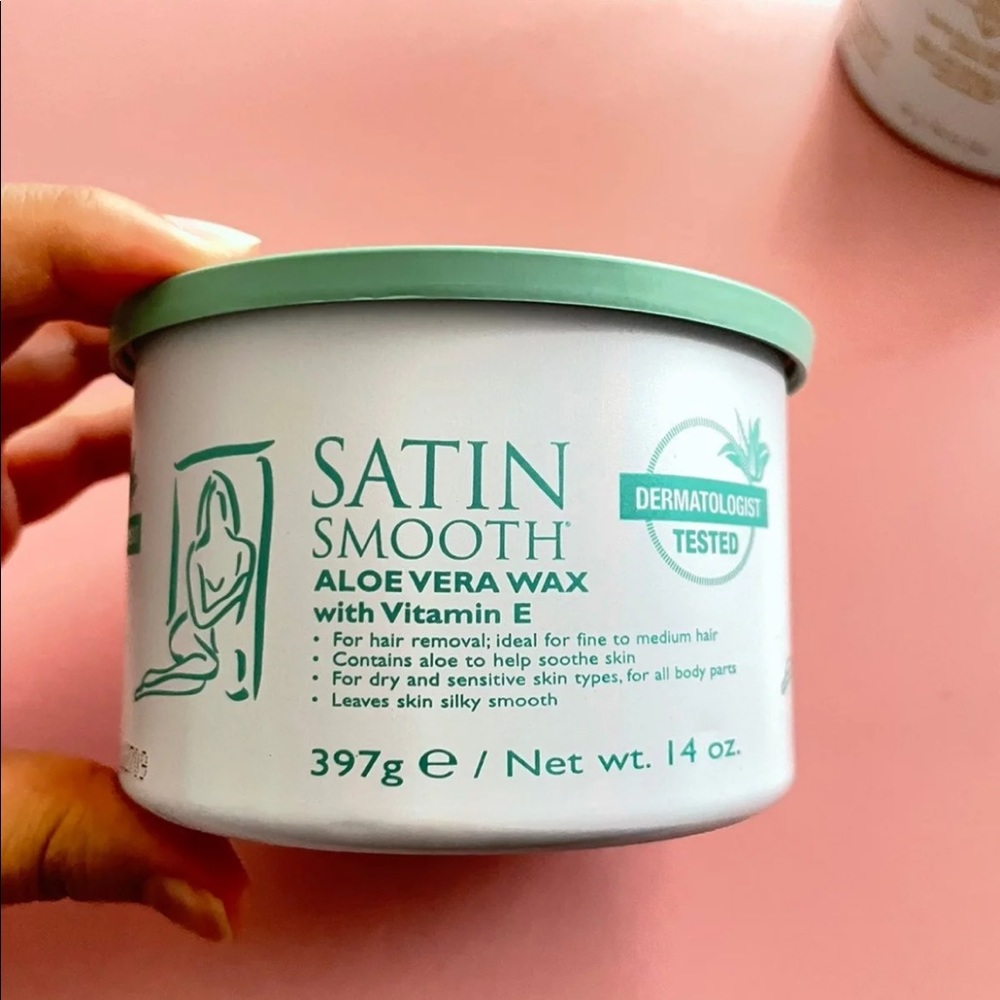 Satin smooth Aloe Vera Soft Wax 14 oz